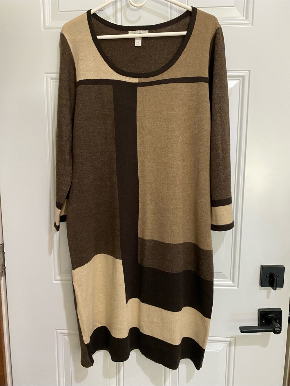 Colorblock Long Sleeve Shift Dress in Brown, Tan & Cream